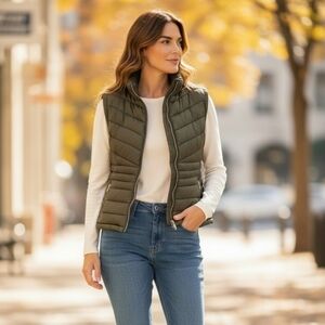 Snobbish Army Green Puffer Vest